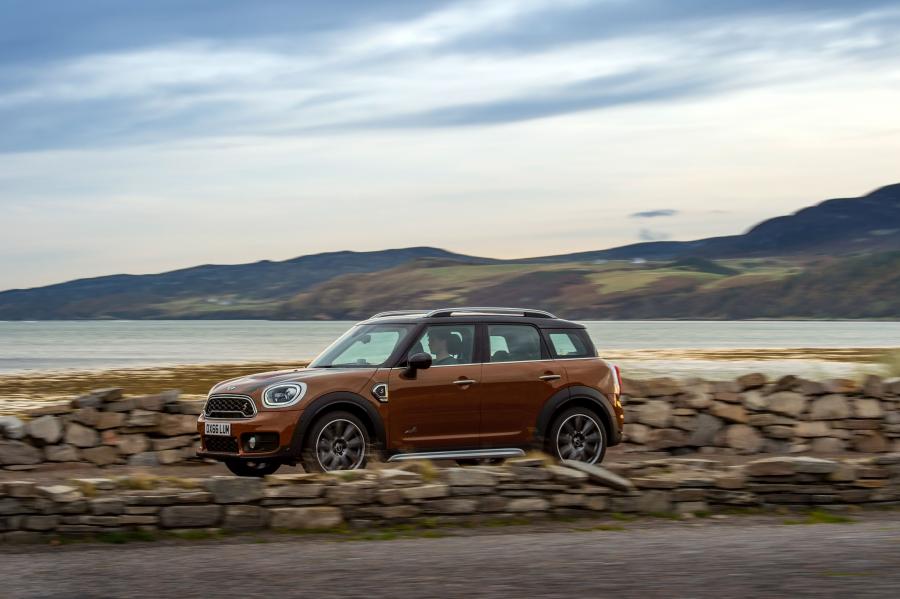  Mini Cooper S Countryman ALL4 2017 года  (WW) (фото 32 из 138)
